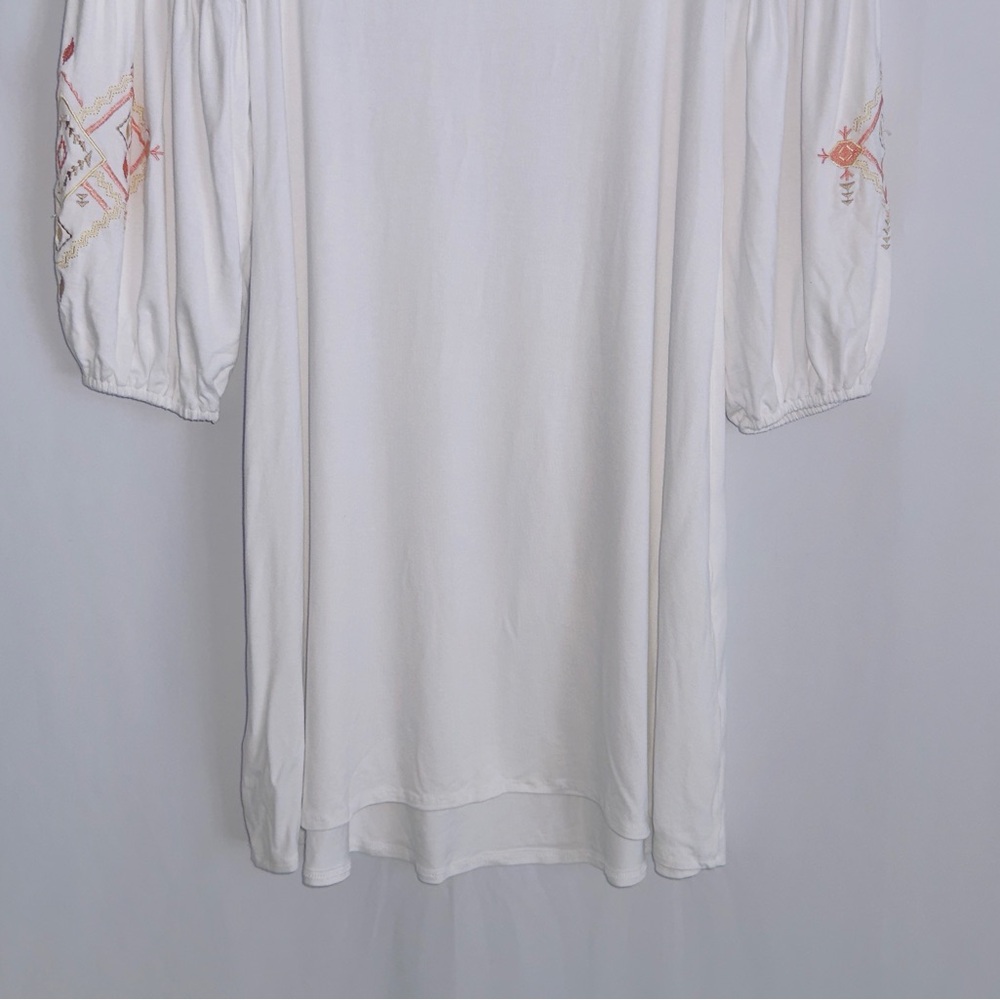 Cupio NWT white embroidered 3/4 length sleeve split neck stretchy dress sz S - Picture 5 of 11